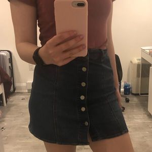 denim skirt